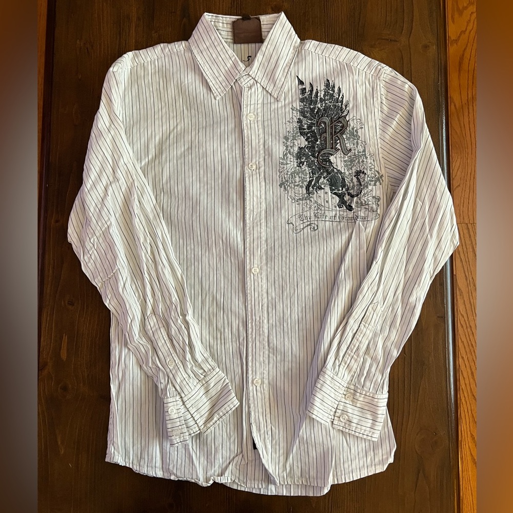 Men’s Roar Button Up. Size M